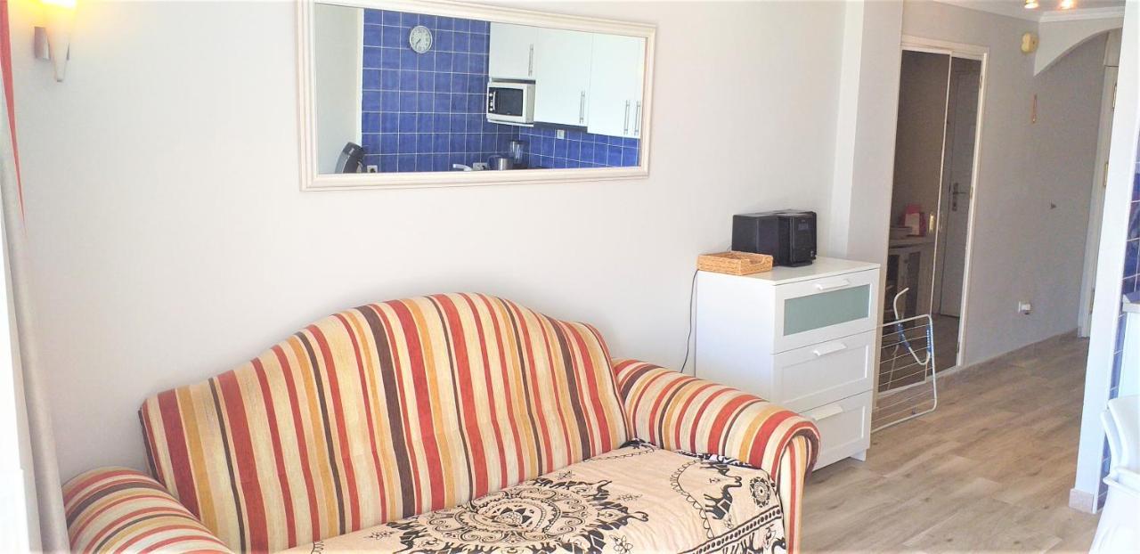 Apartment With A Large South-Facing Balcony, Sea View And Wifi In Las Americas Center 美洲海滩 外观 照片