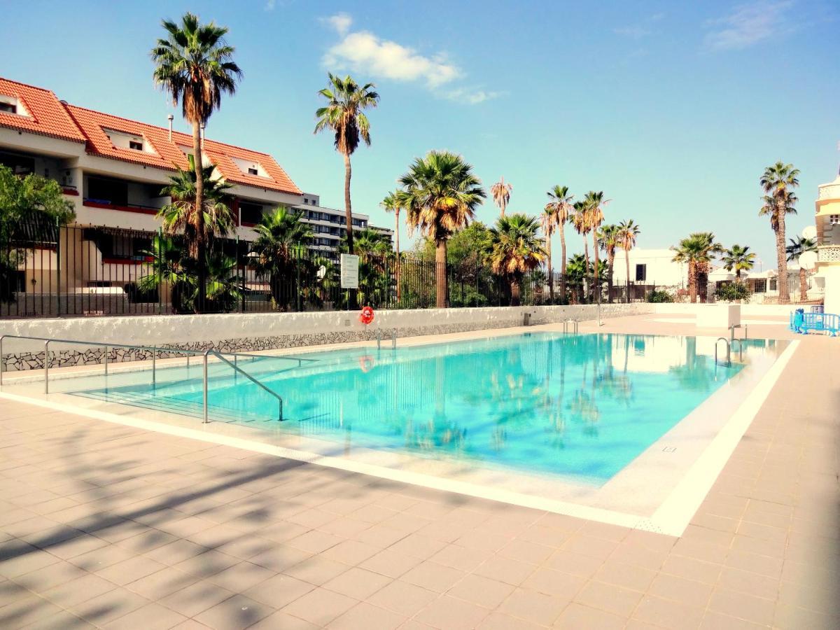 Apartment With A Large South-Facing Balcony, Sea View And Wifi In Las Americas Center 美洲海滩 外观 照片